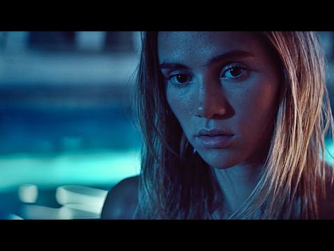 &#039;The Bad Batch&#039; Official Trailer (2016) | Suki Waterhouse, Jason Momoa