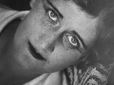 Emak-Bakia (1926) - directed by Man Ray